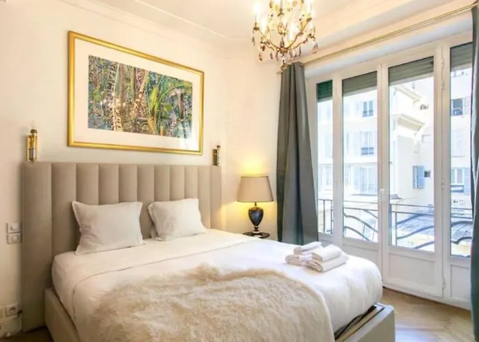 Le Grand Bourgeois A * Nice