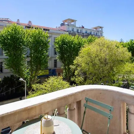 Le Grand Bourgeois A *