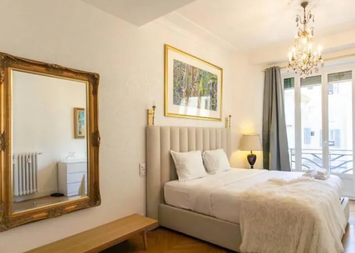 Le Grand Bourgeois A *