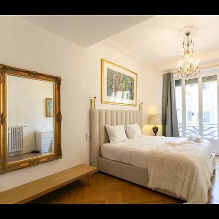 Le Grand Bourgeois A *